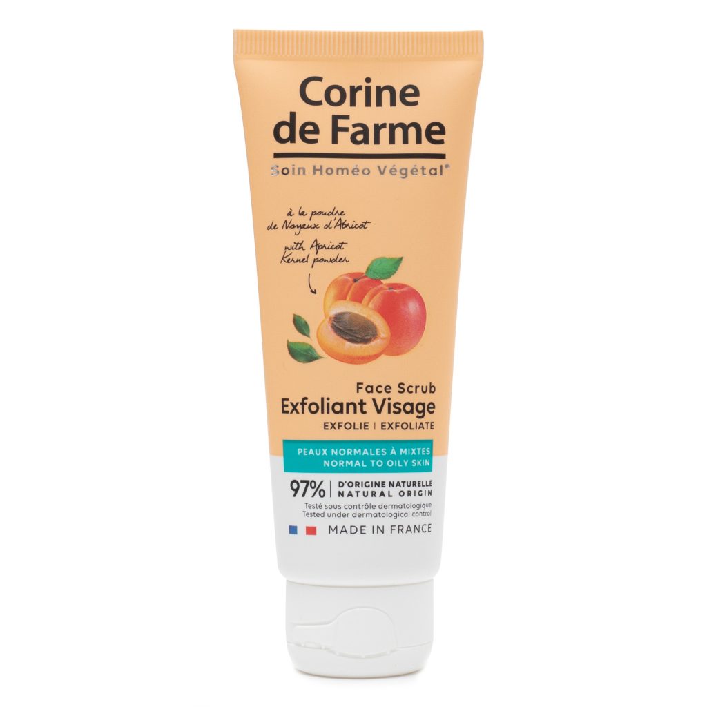 Face scrub with Apricot Kernel Powder